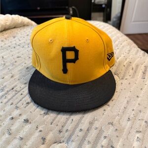 New Era Pittsburgh Pirates SnapBack Hat MLB 7 1/8